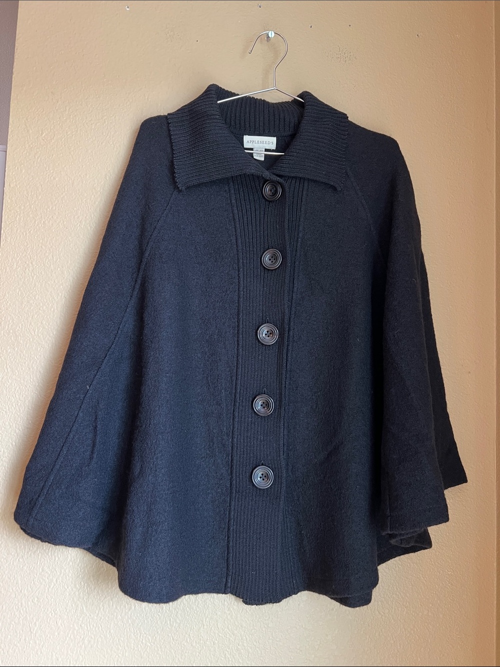 Appleseed’s Wool Cardigan Cape NWT One size